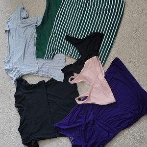 Bundle Nursing tops